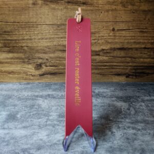 Marque-Page - Rouge - "Lire C'est Rester Éveillé"